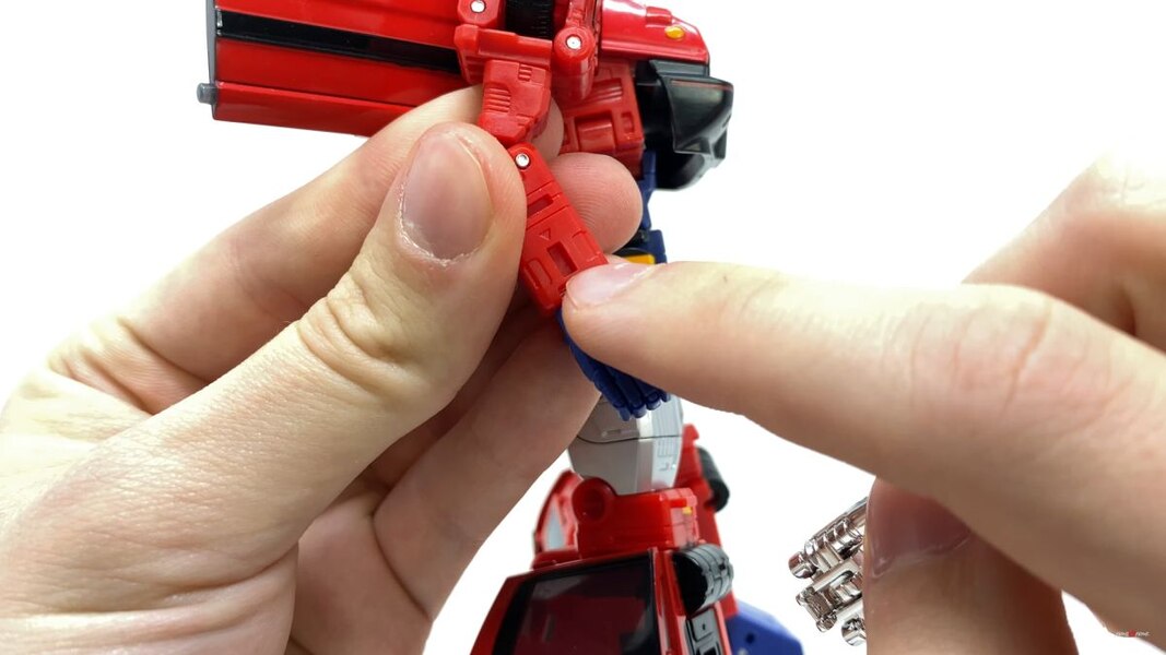 Transformers Masterpiece MP 54 Reboost In Hand Image  (39 of 49)